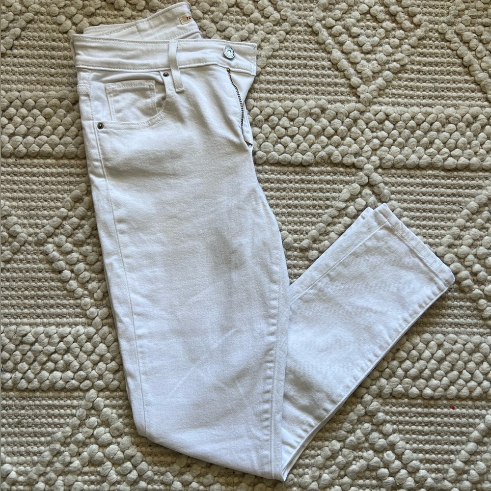 Levi’s 721 high rise skinny jeans